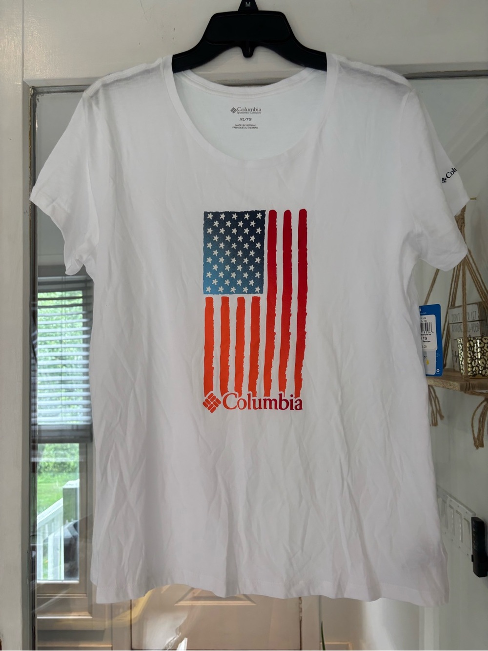 Columbia‎ White Crewneck Tee with Subtle Logo Print